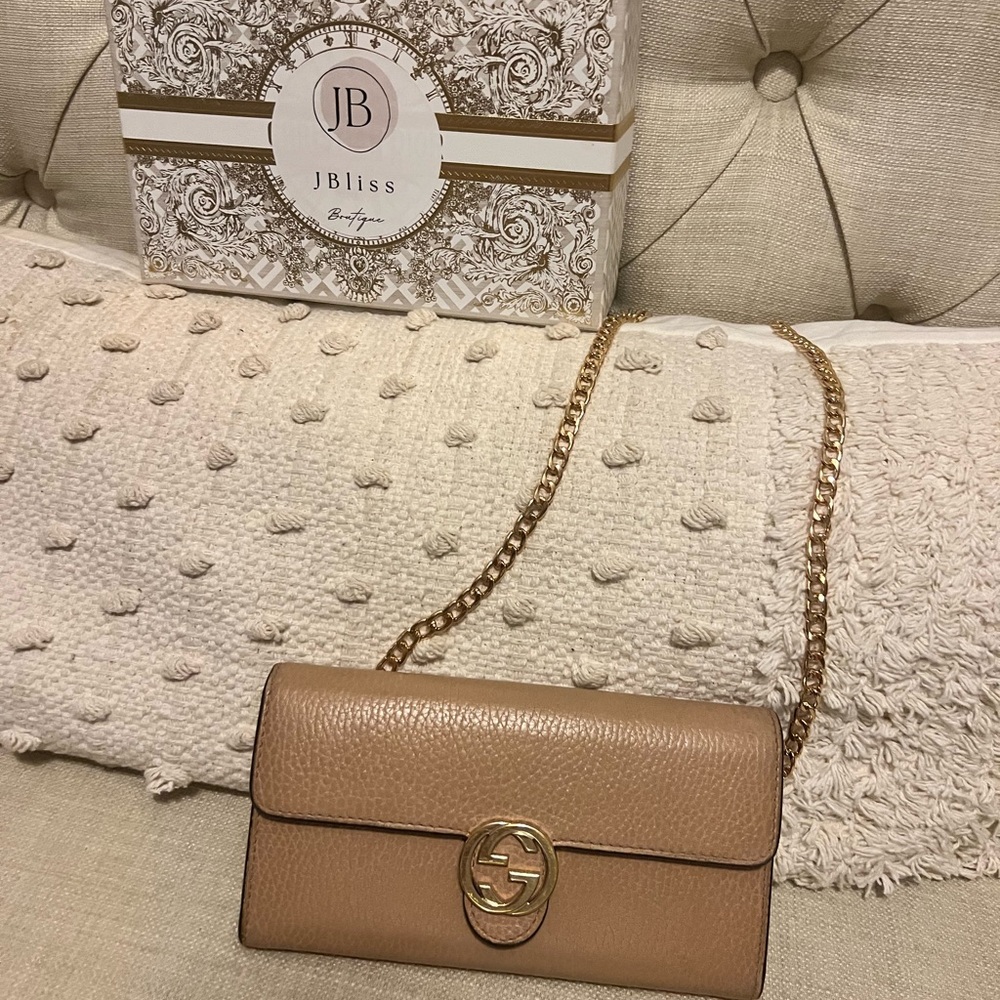 Gucci Tan Leather Wallet on Gold Chain